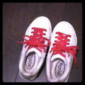 Stevies girls sneakers